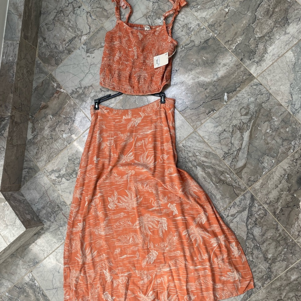 COPY - NWT 2 Piece Top & Skirt ana brand XS/S Orange Tan